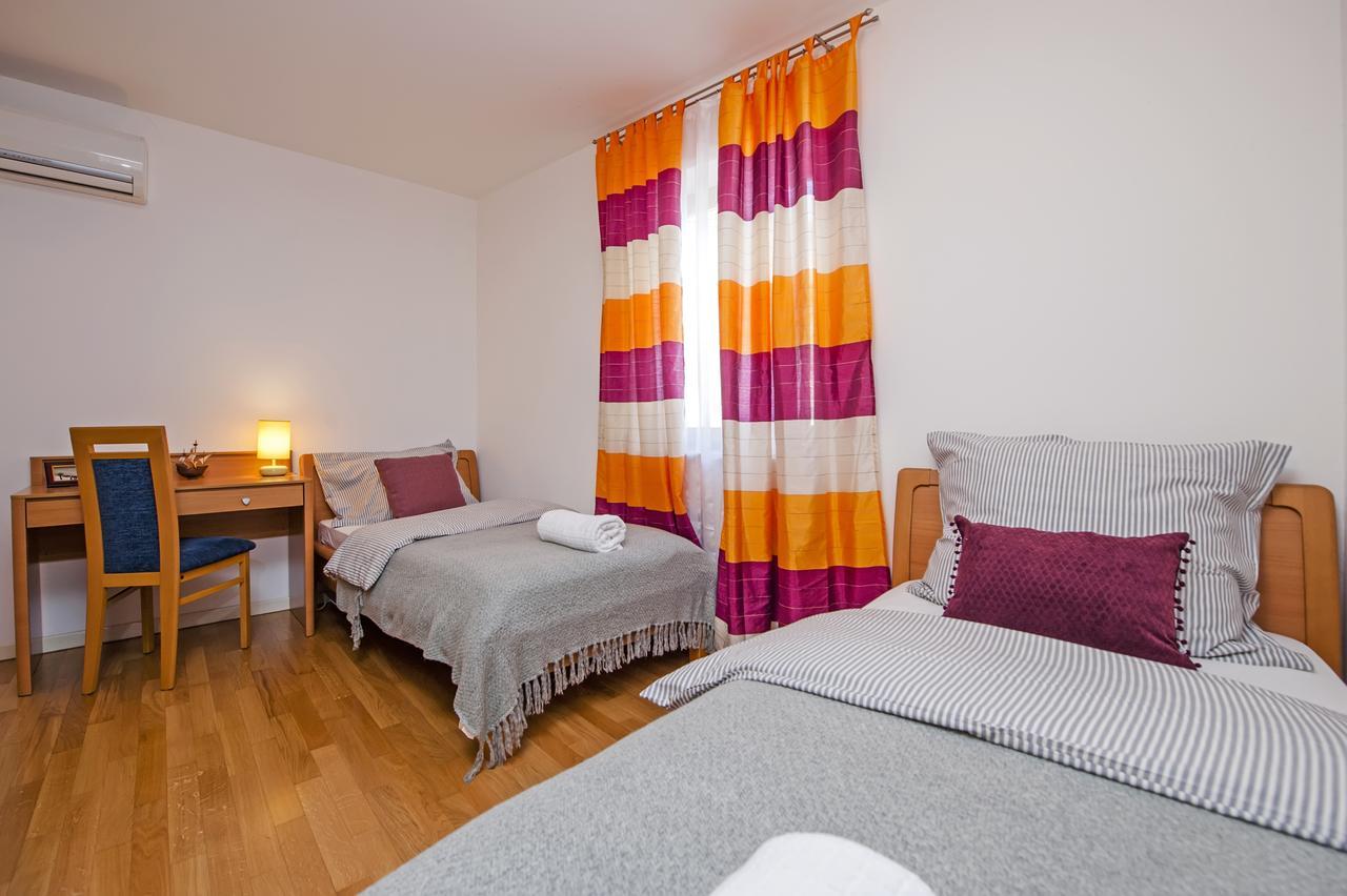 רוביני Apartment Campanile מראה חיצוני תמונה